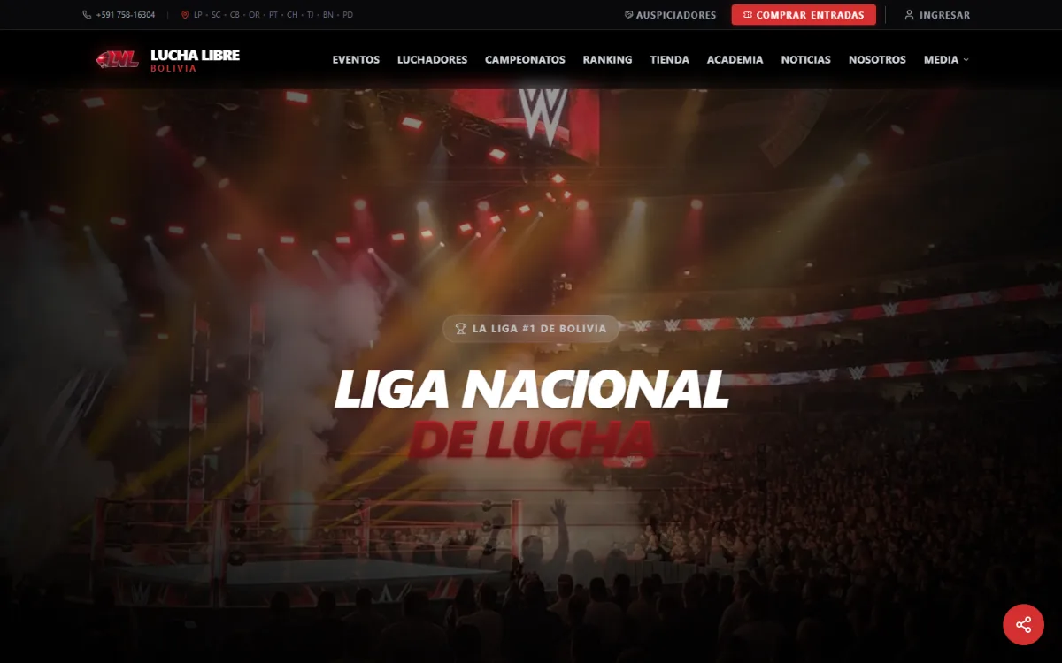 Portada de liganacionaldelucha.com, con el nombre de la liga sobre una foto de una función en el ring.